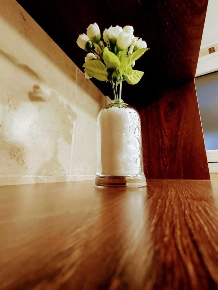 Hometel Apartment *