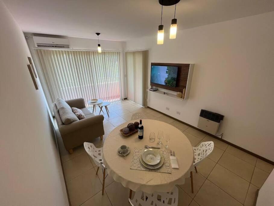 Apartment Hometel Guaymallen