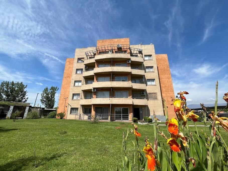 Hometel Guaymallén